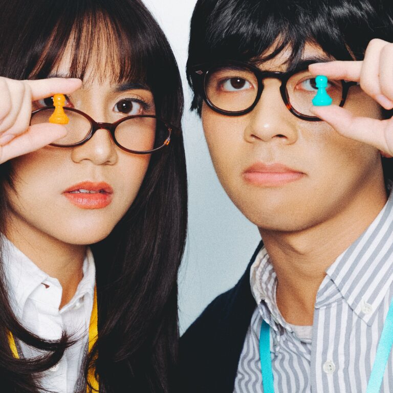 Kafin Sulthan dan Keshya Valerie Hadirkan Single Terbaru Two Pawns yang Menggugah Emosi dan Menyentuh Hati