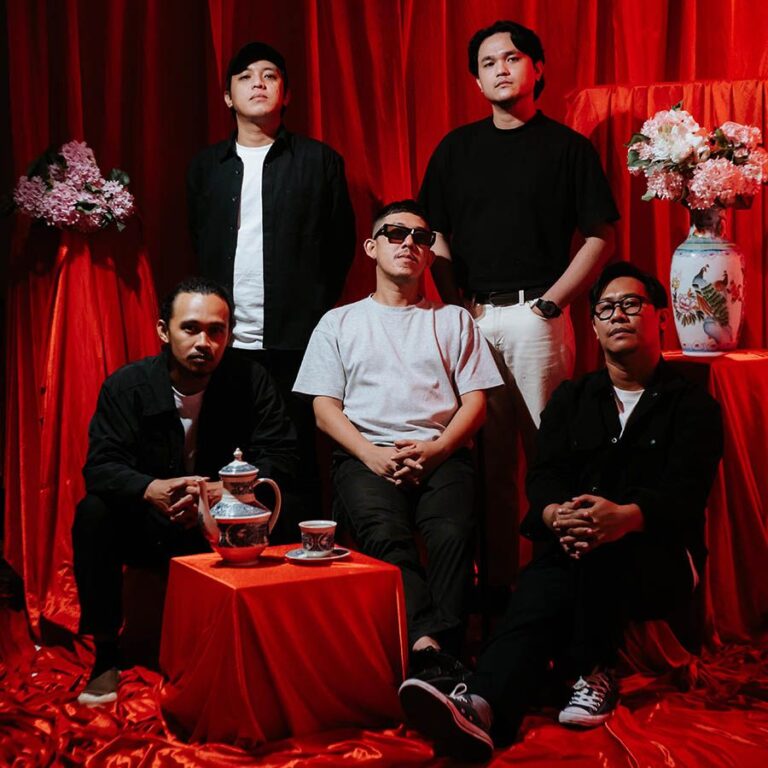 Syndrama Mempersembahkan Album Debut Drama yang Penuh Emosi dan Keterkaitan untuk Para Pencinta Musik