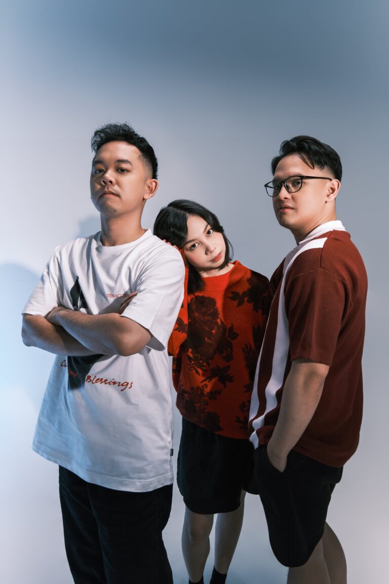 TRIPOV Menggebrak Dunia Musik Indonesia dengan Album Debut “Honest Opinions” dan Lagu Terbaru “M.I.A” yang Energi dan Catchy